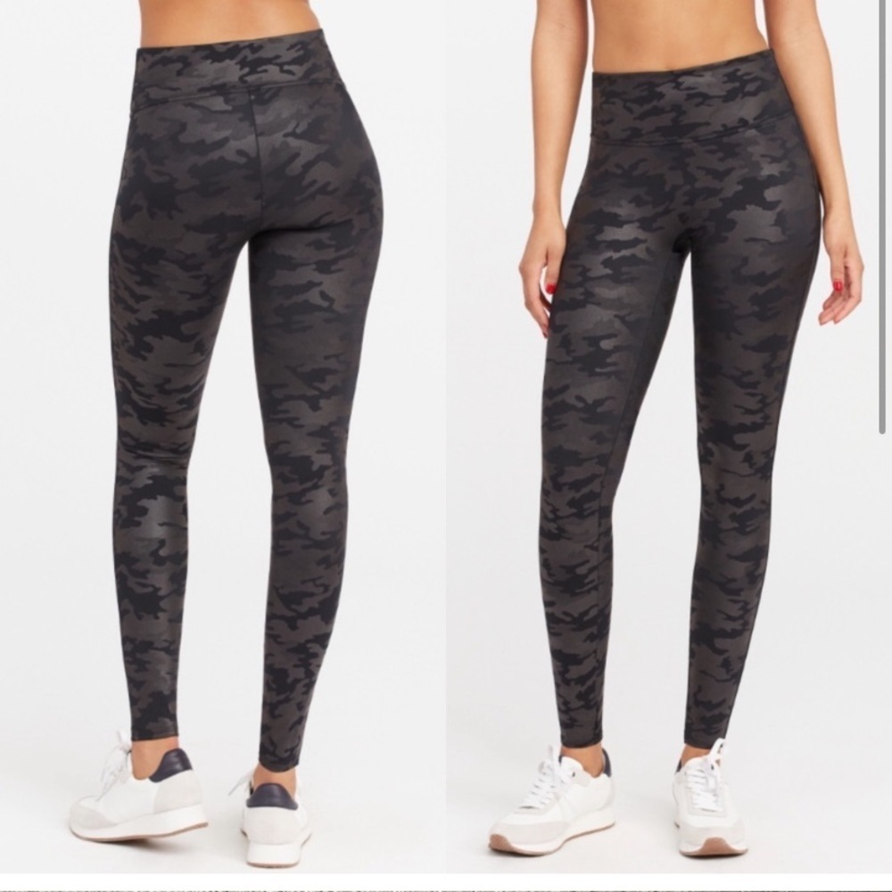 Spanx Faux Leather Camo Leggings petite medium